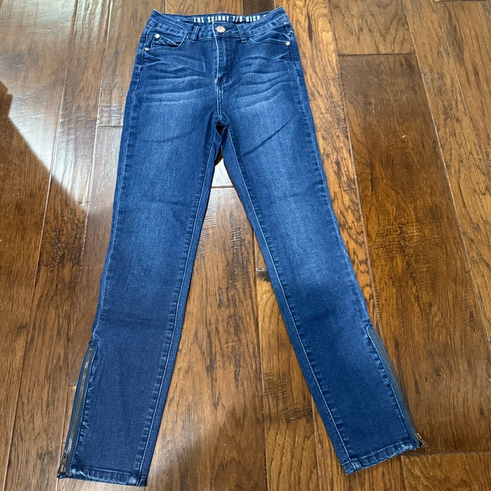 Classic Indigo Skinny Jeans for Women